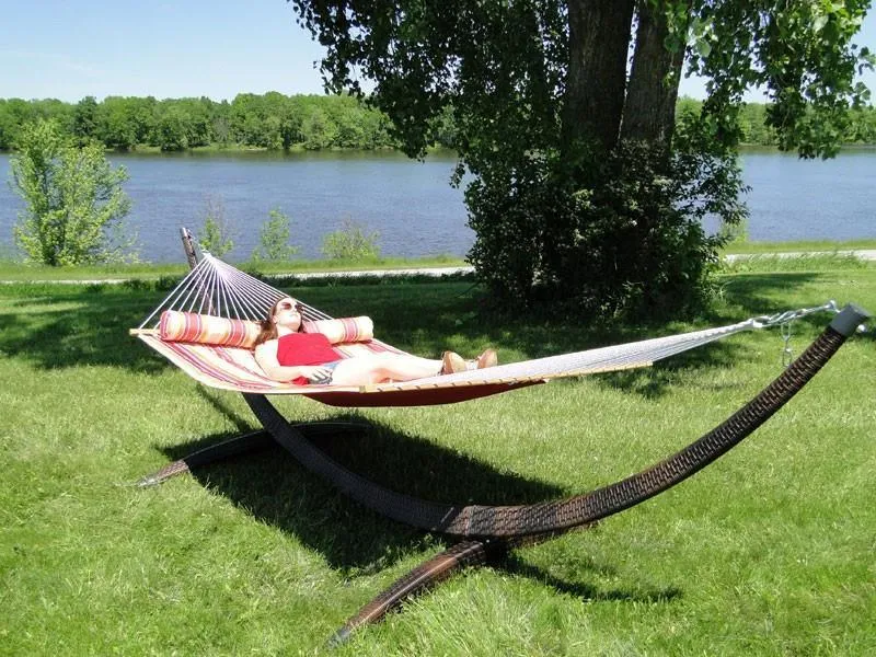 Deluxe Quilted Hammock with Wicker Stand