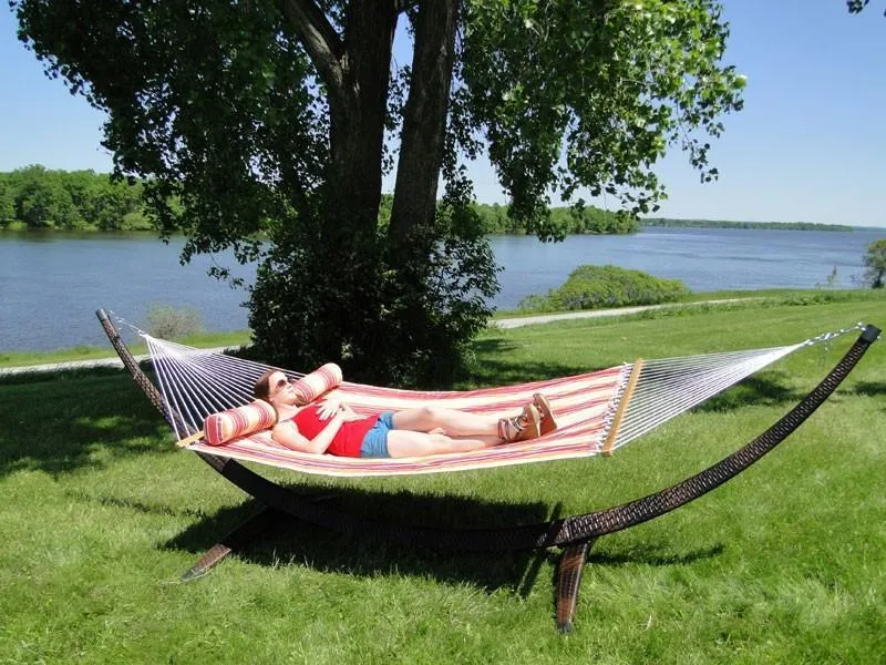 Deluxe Quilted Hammock with Wicker Stand